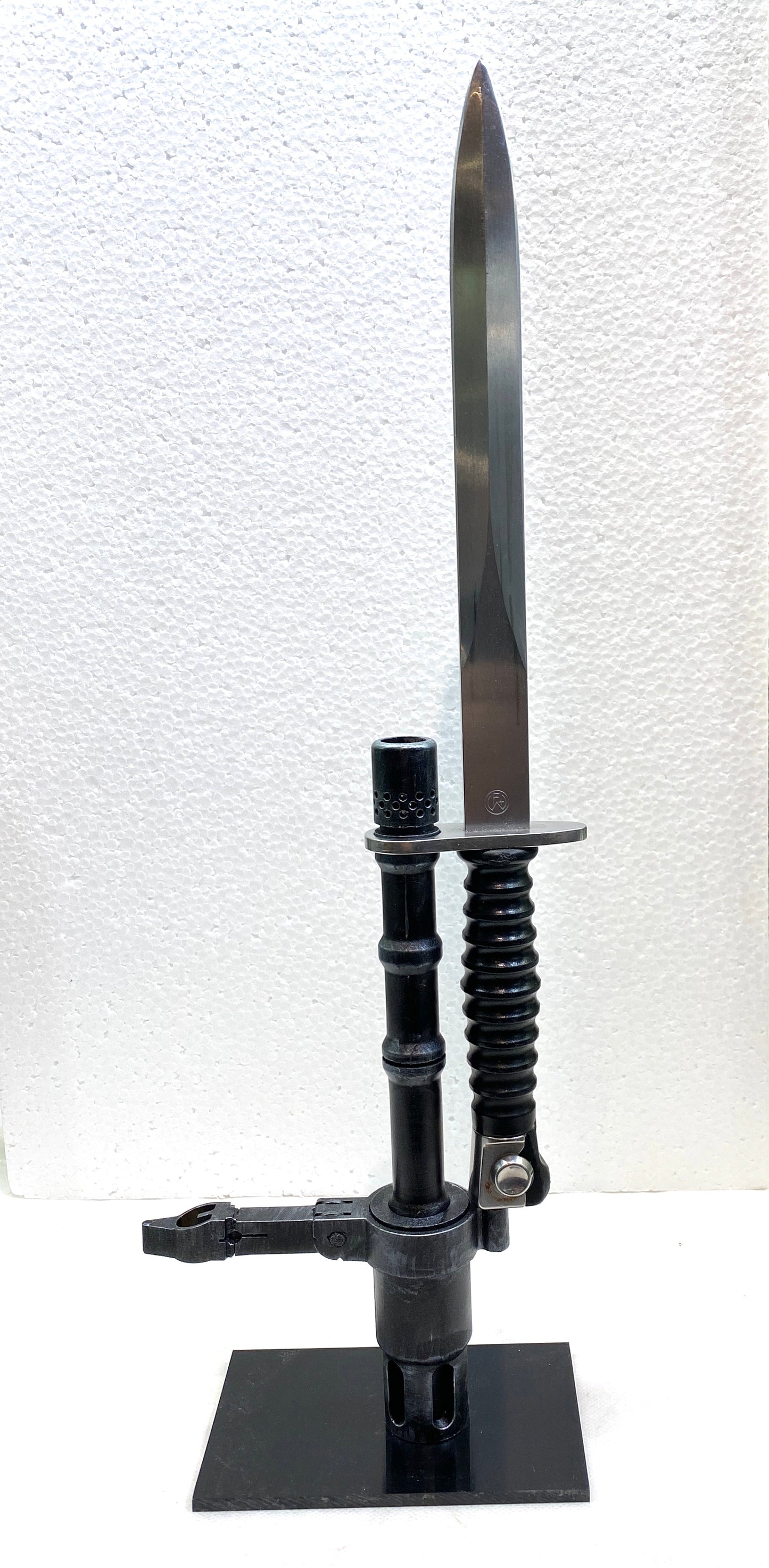 Ausstellungsständer für STG 57 Bajonett