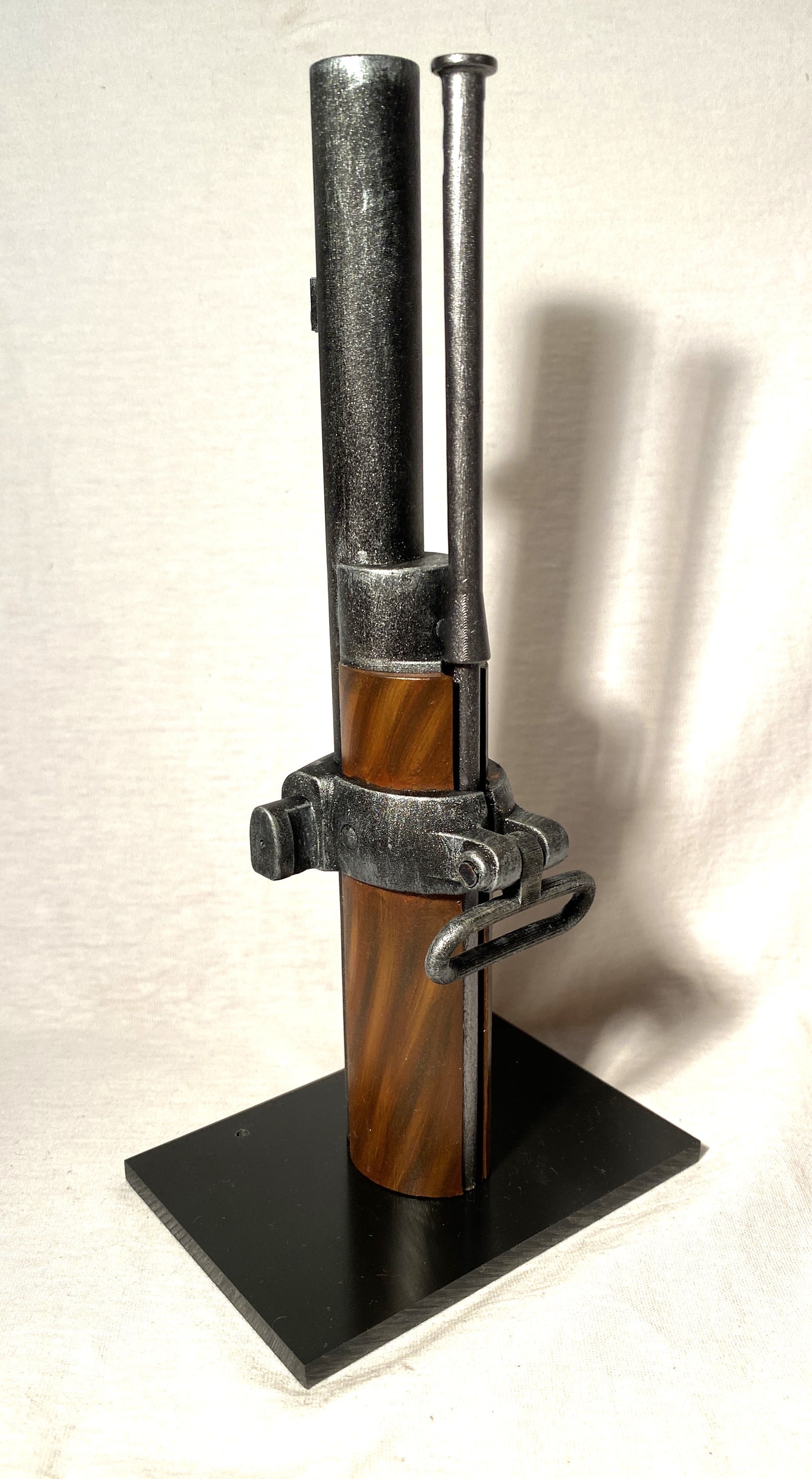 Ausstellungsständer für Martini-Henry M1871 Bajonett
