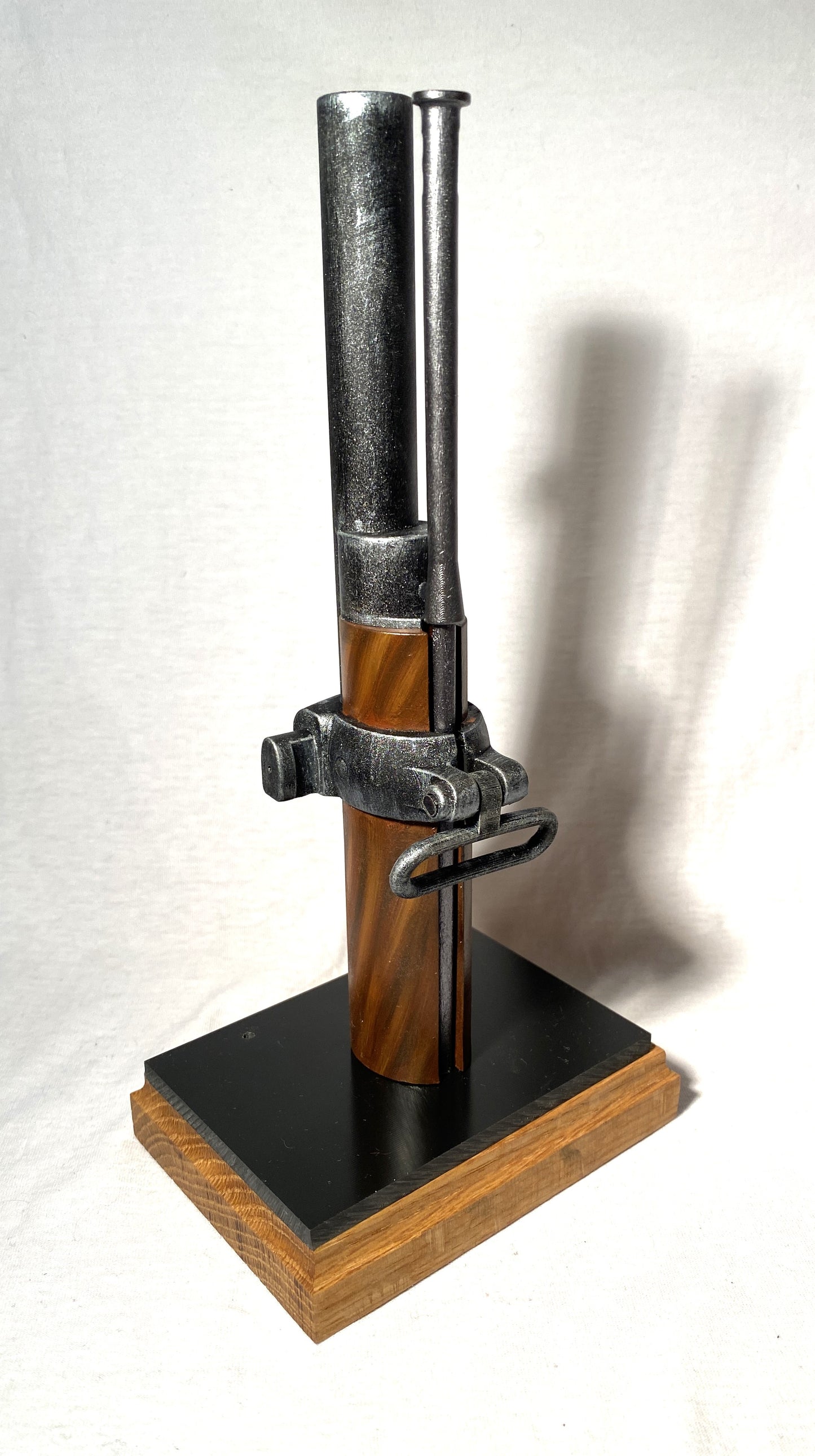 Ausstellungsständer für Martini-Henry M1871 Bajonett