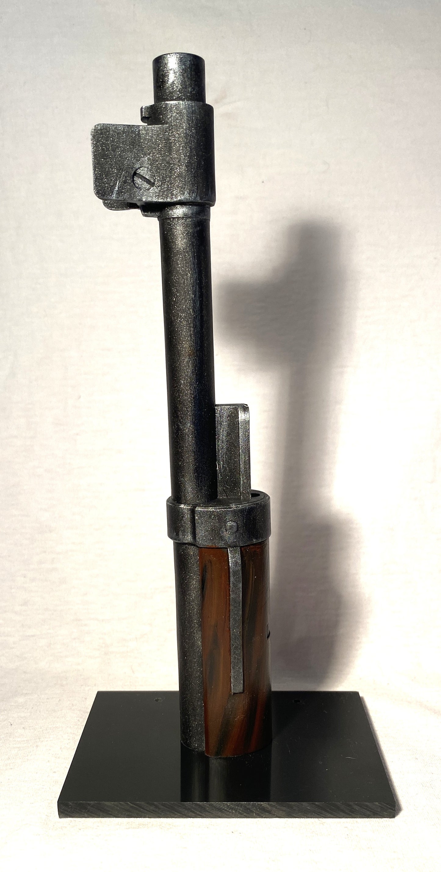 Ausstellungsständer für Mauser Vergueiro 1904 Bajonett