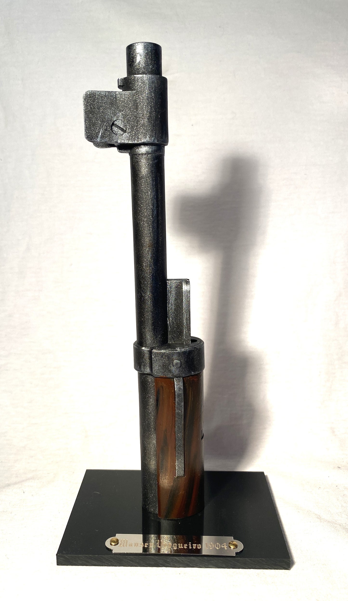 Ausstellungsständer für Mauser Vergueiro 1904 Bajonett
