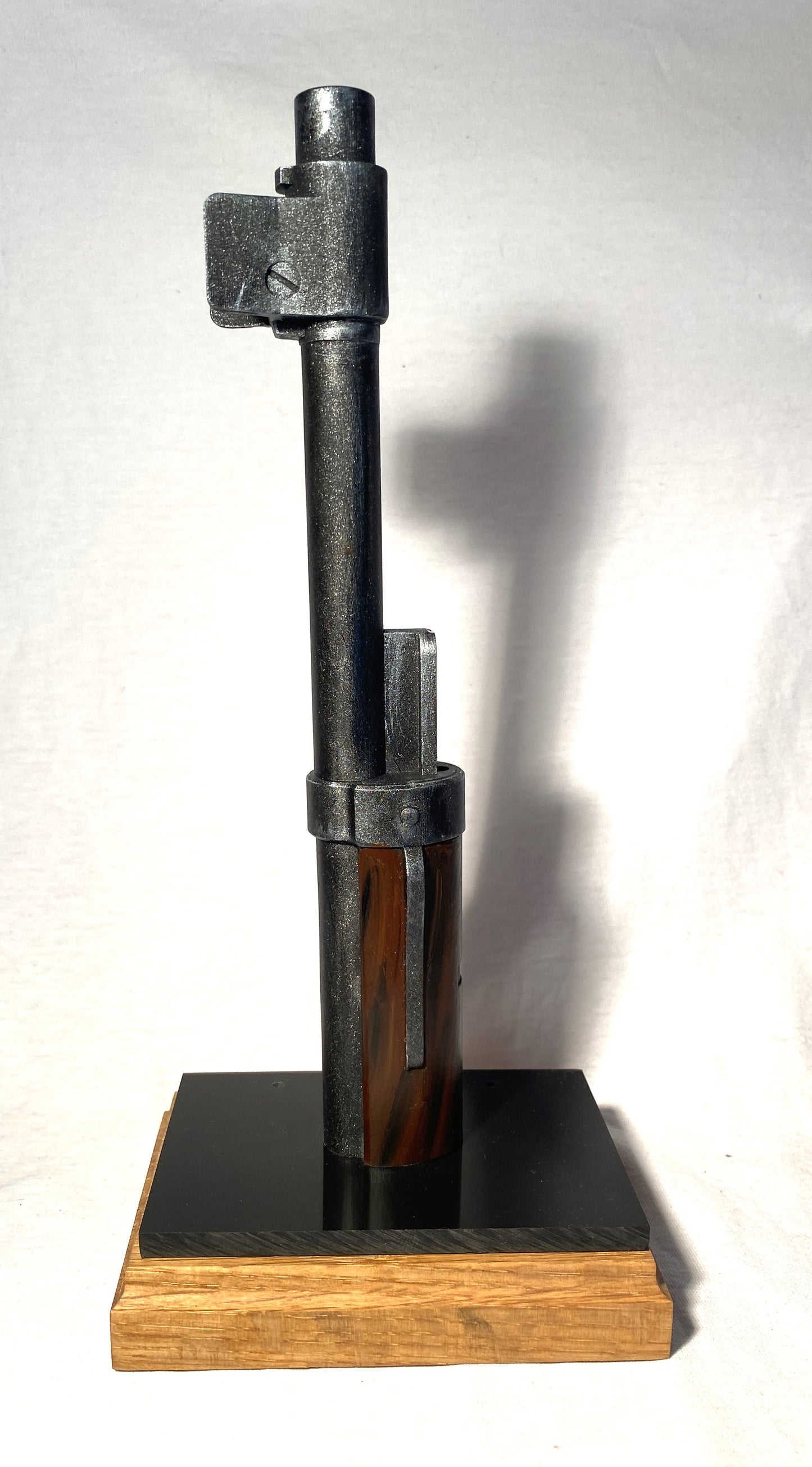 Ausstellungsständer für Mauser Vergueiro 1904 Bajonett
