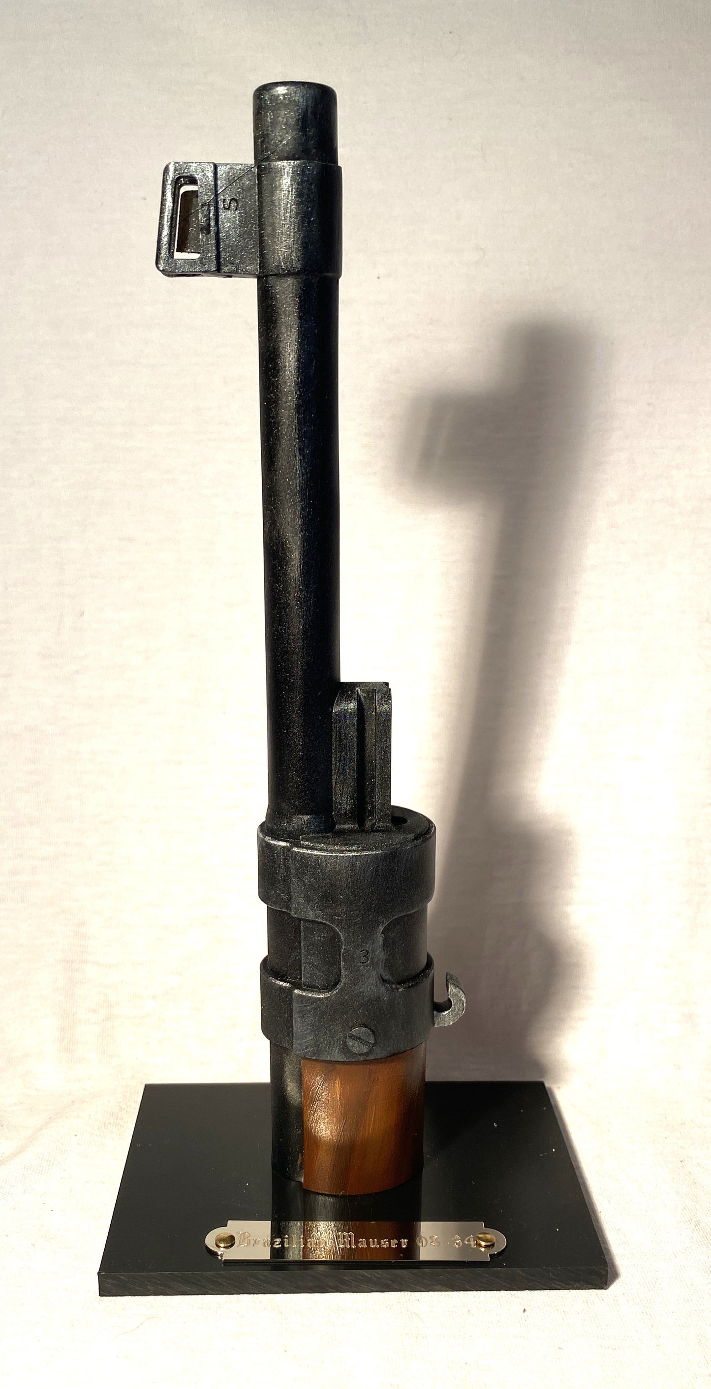 Ausstellungsständer für brasilianisches Mauser 1908/34 Bajonett