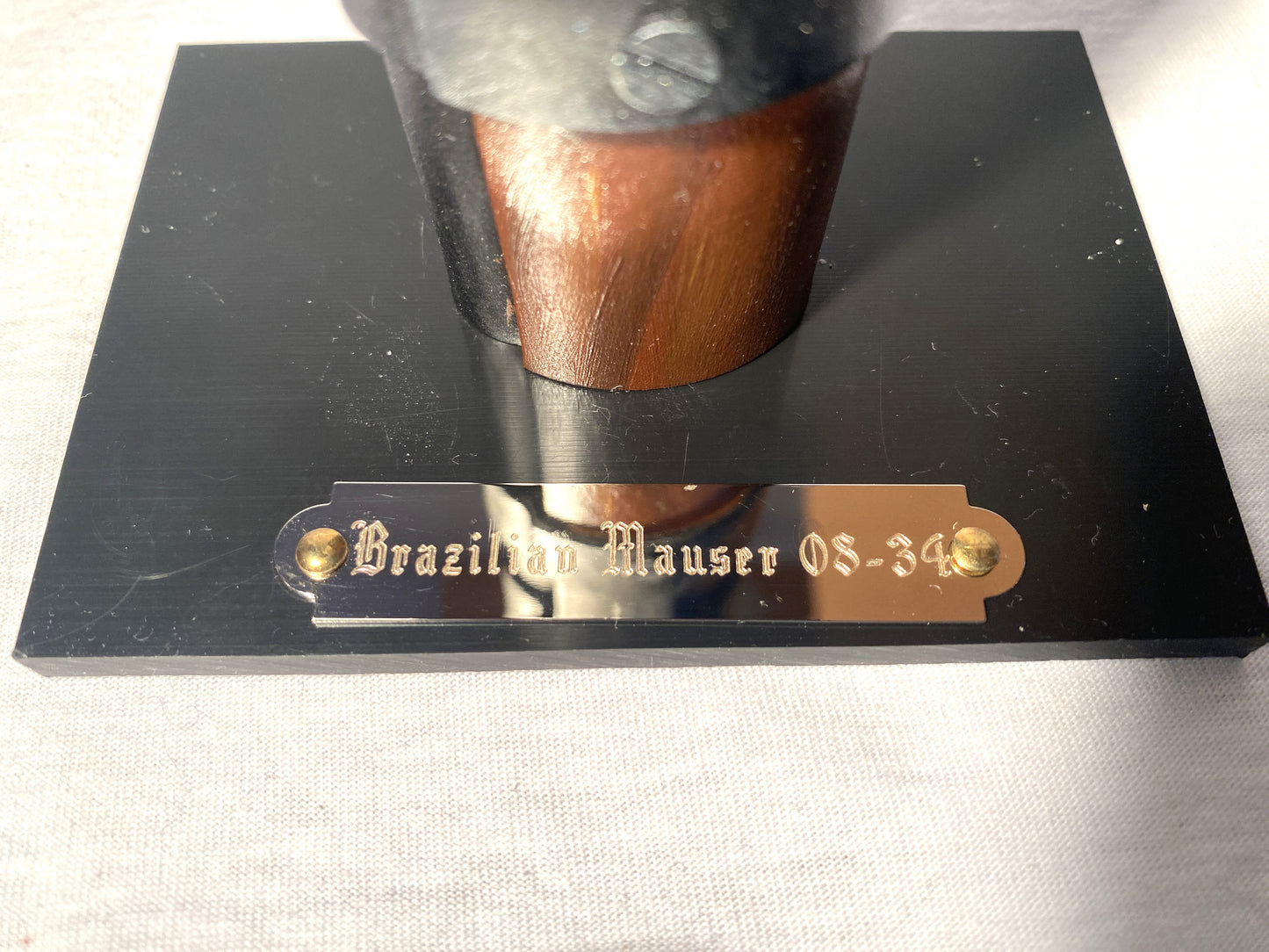 Ausstellungsständer für brasilianisches Mauser 1908/34 Bajonett