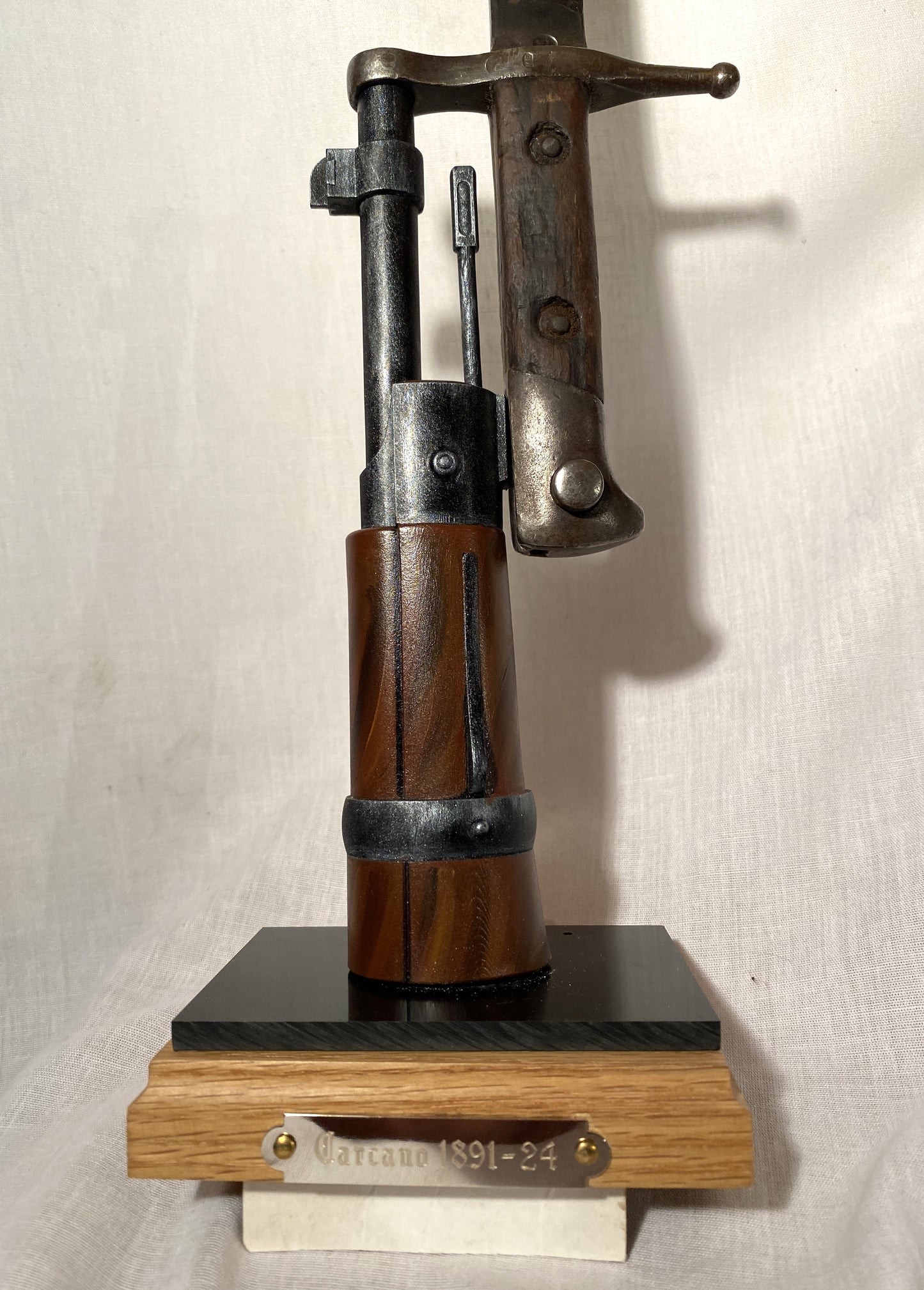 Ausstellungsständer für Carcano 1891/24 Bajonett
