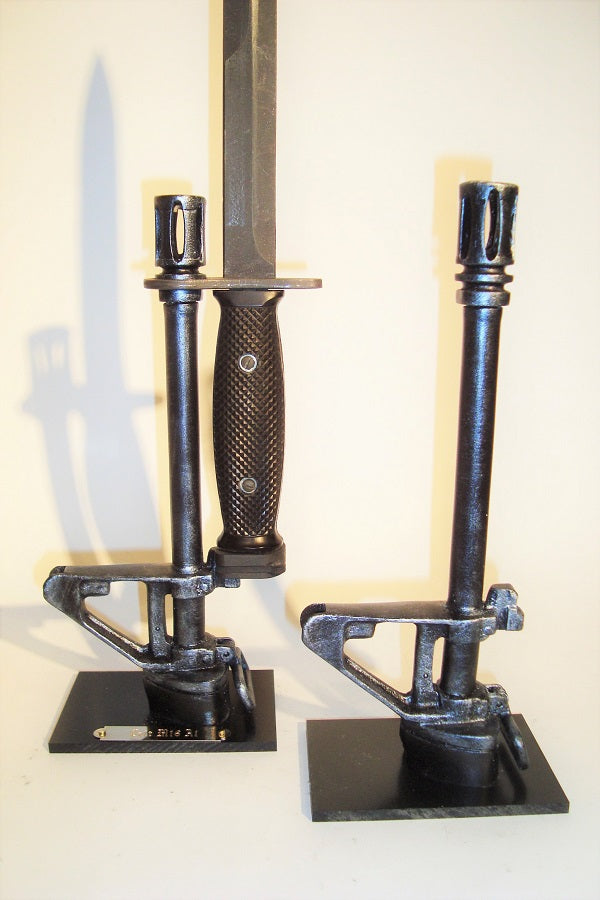 M16 A1 Vogelkäfig-Bajonett-Ausstellungsständer