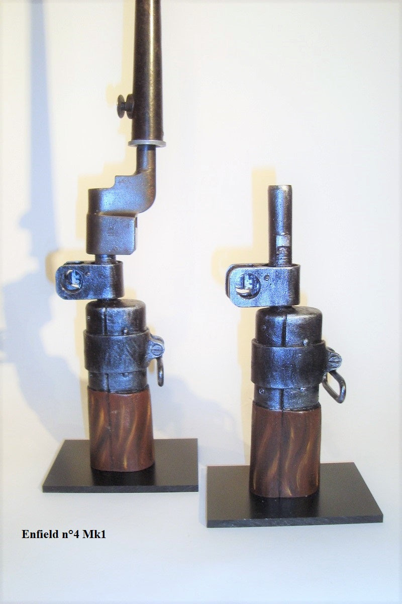Ausstellungsständer für Enfield No.1 Mk3 Bajonett