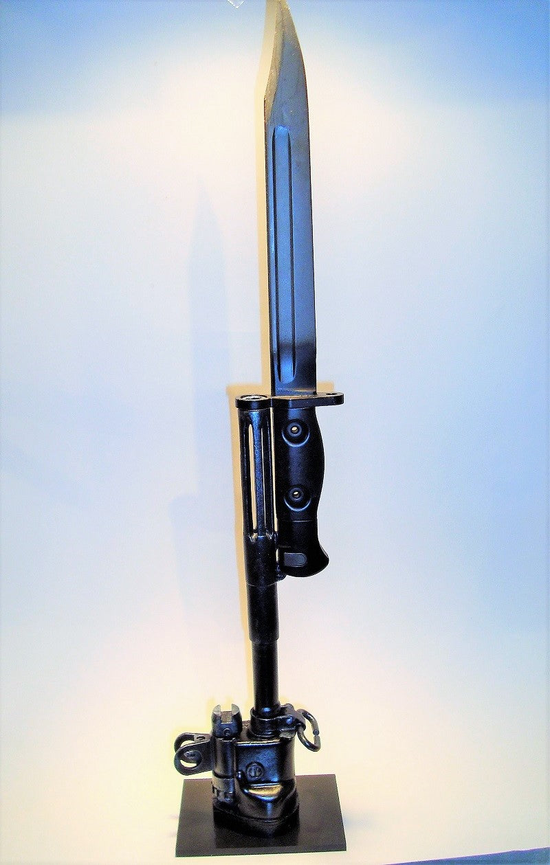 Ausstellungsständer für Enfield No.1 Mk3 Bajonett