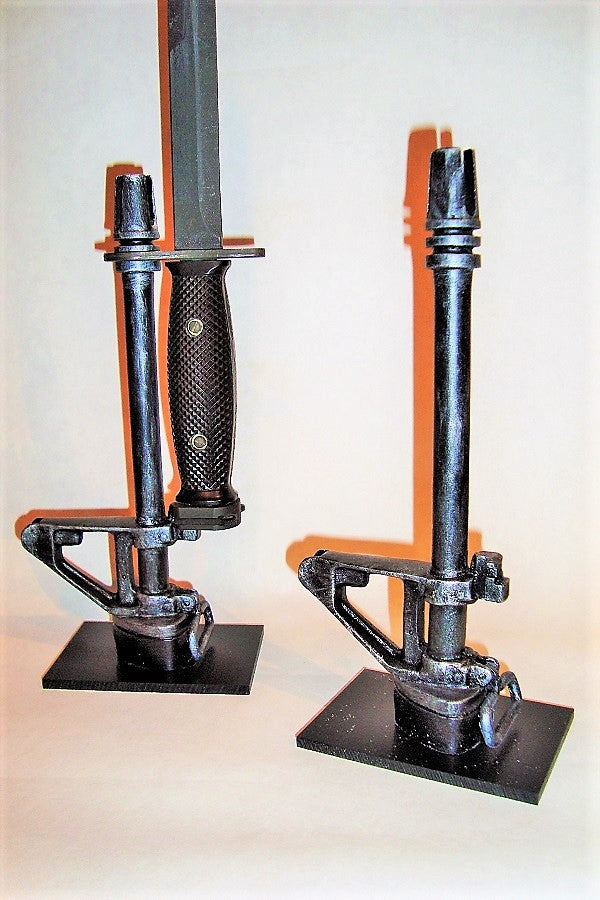 Ausstellungsständer für M16 A1 Bajonett