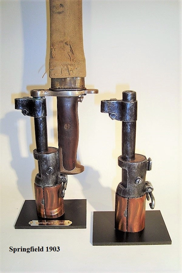 Ausstellungsständer für Enfield No.1 Mk3 Bajonett