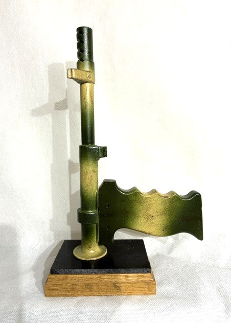Ausstellungsständer für Owen SMG Bajonett (1. Typ), Tarnung 1.